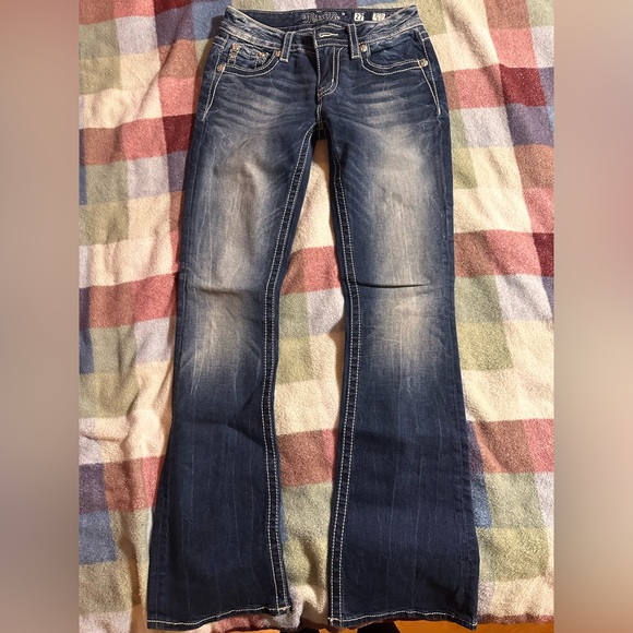 MISS ME BOOT CUT - Picture 2 of 2